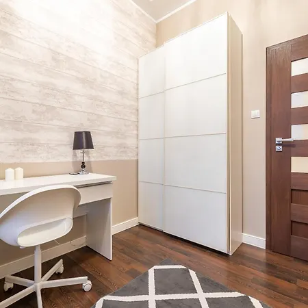 Royalaparthotel Sienkiewicza 52 *