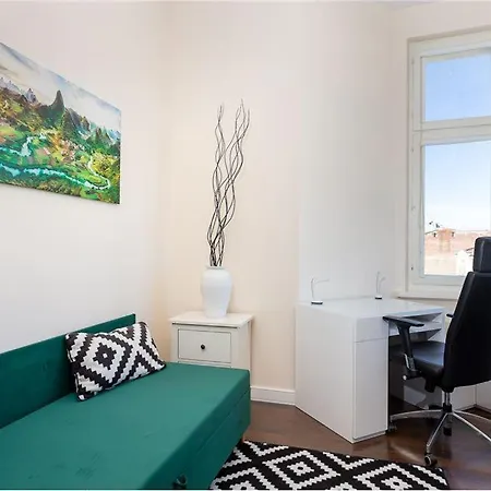 Royalaparthotel Sienkiewicza 52