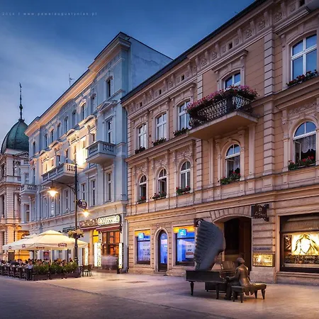 Royalaparthotel Sienkiewicza 52