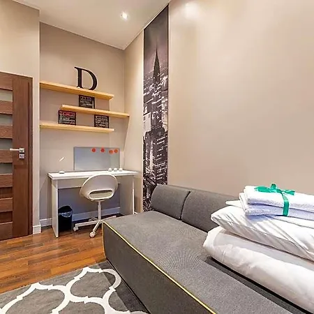 Royalaparthotel Sienkiewicza 52 *
