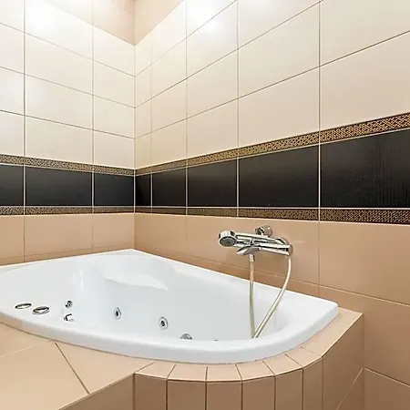Royalaparthotel Sienkiewicza 52 Apartahotel